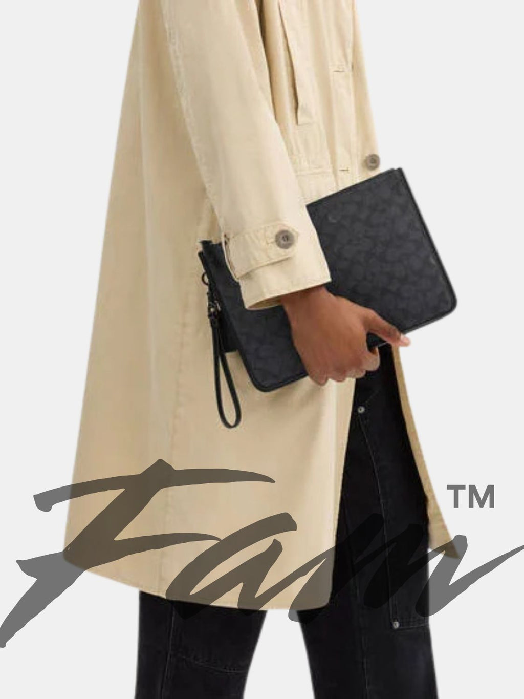 COACH Charter Pouch in Signature Canvas
